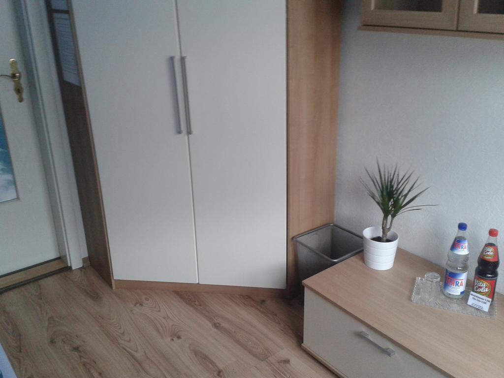 Pension Zum Ringelberg Erfurt Ruang foto